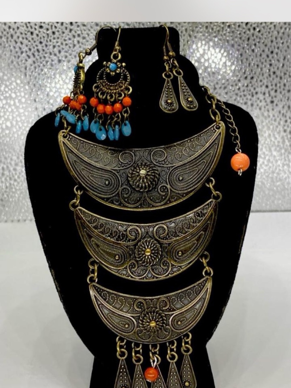 Southwestern *** Layered Statement Necklace / 2 x Earrings *^* Coral” Turquoise